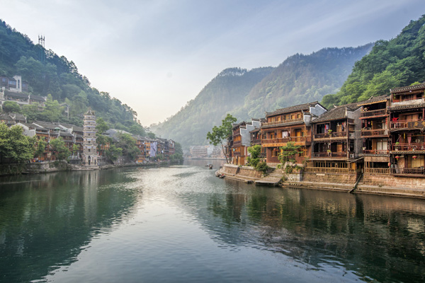 華中旅游