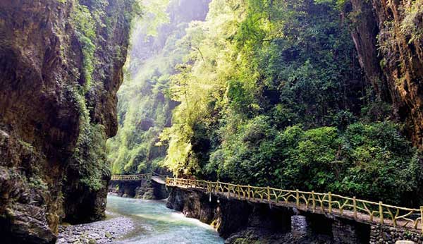 西南旅游